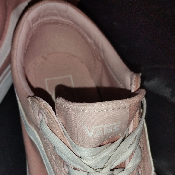Vans Women's Light Pink Sneakers Women's 10/ Mens 8.5 - Picture 10 of 15